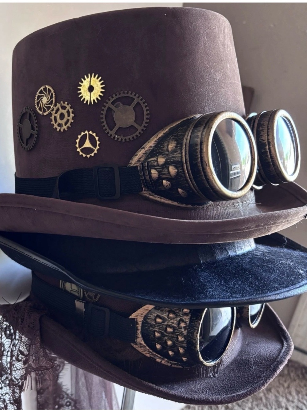 Steampunk, Brown Velvet hat w/goggles & gears for male